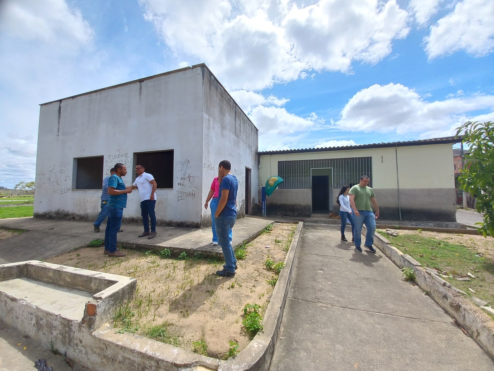 PREFEITO FAZ VISTORIA NA UNIDADE DE SAÚDE DO DISTRITO DE JOASSUBA QUE SERÁ REFORMADA