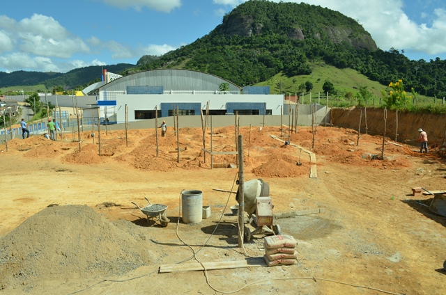 Iniciadas as obras do Centro de Geração de Emprego e Renda