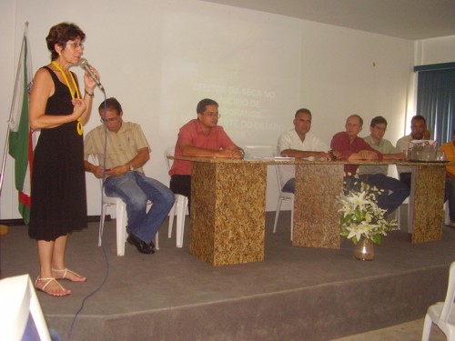 Representantes de municípios afetados pela seca no Norte do ES participam de debate em Ecoporanga